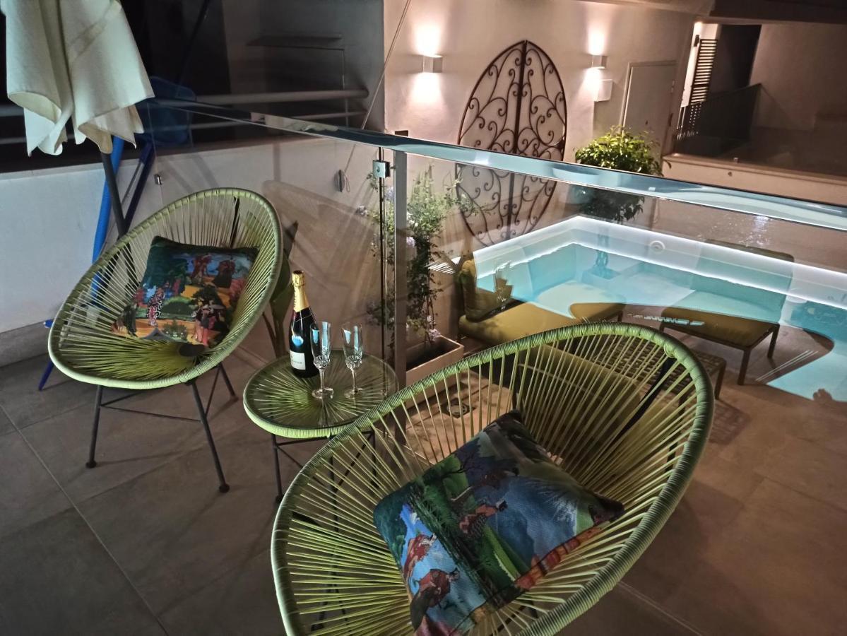 Апартаменти Luxury Penthouse With Private Pool Setas Monument Севілья Екстер'єр фото