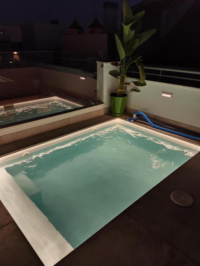 Апартаменти Luxury Penthouse With Private Pool Setas Monument Севілья Екстер'єр фото